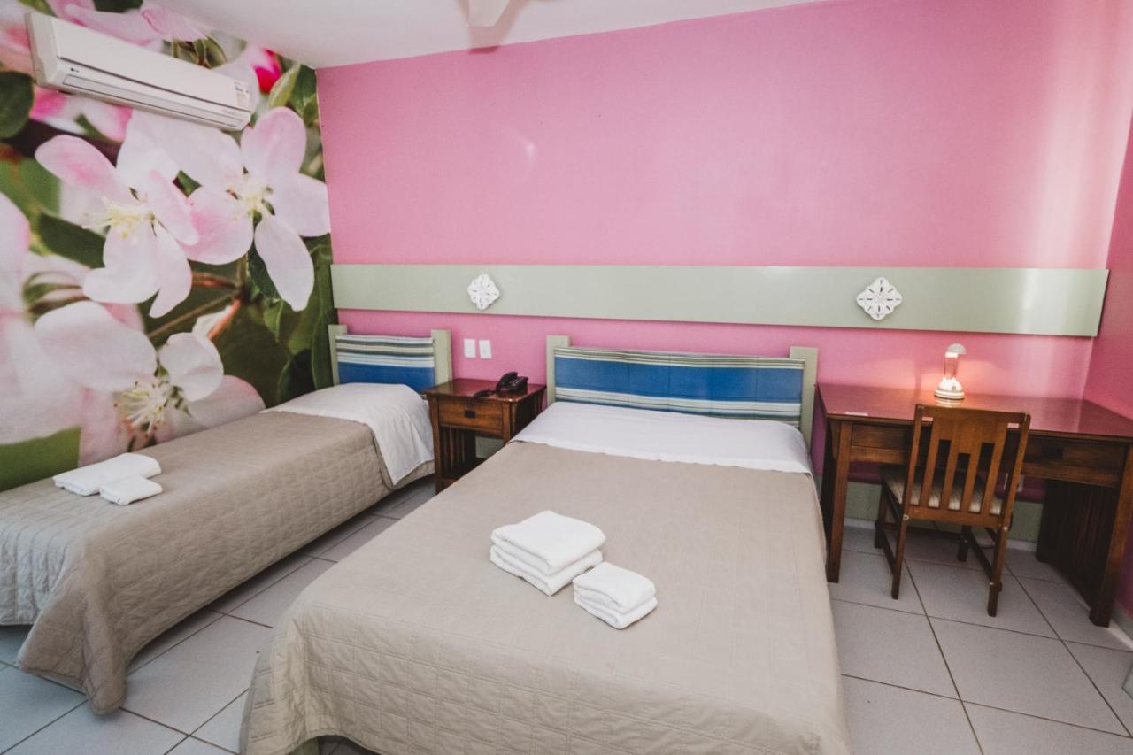 Hotel Pousada Vovo Zinho Guacui Exteriör bild